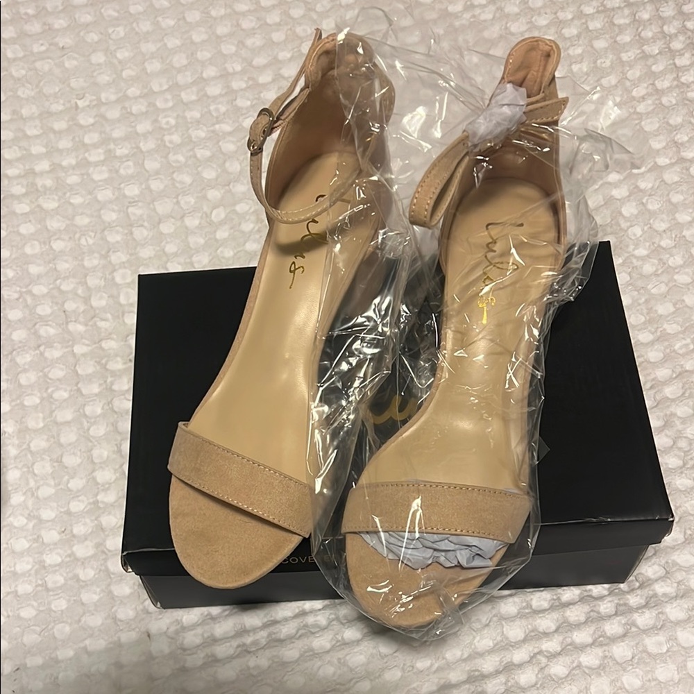 Lulu's Tan Heeled Shoes with Straps